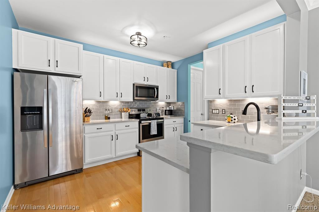 525 CONSTITUTION Street, Canton, MI 48188 — Photo 11