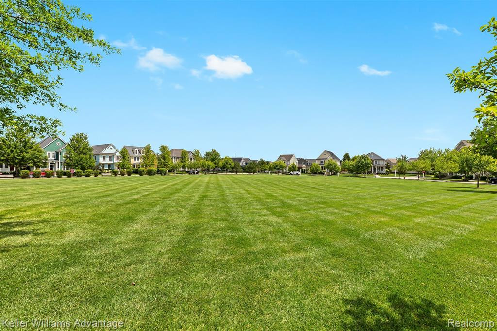 525 CONSTITUTION Street, Canton, MI 48188 — Photo 32