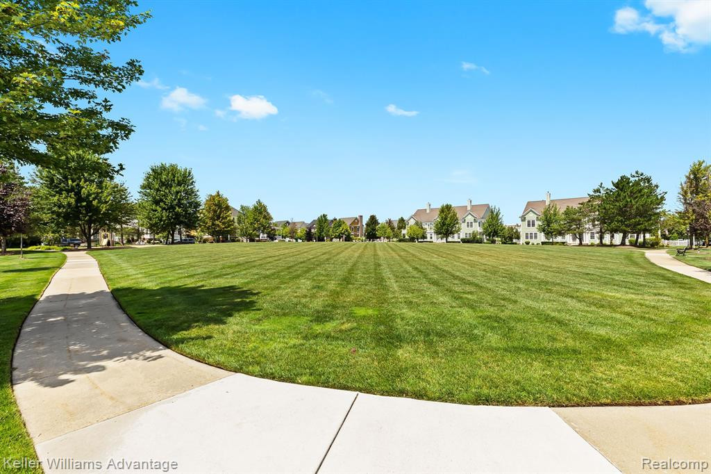 525 CONSTITUTION Street, Canton, MI 48188 — Photo 33
