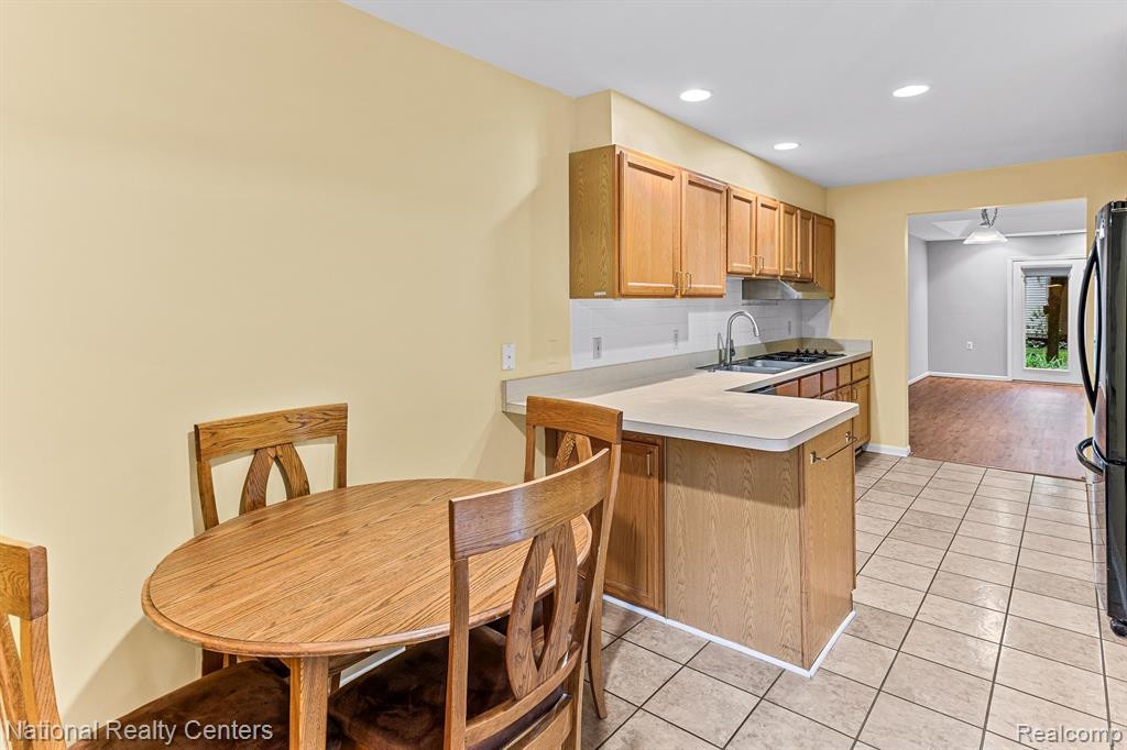21292 JUNIPER, Farmington Hills, MI 48336 — Photo 15