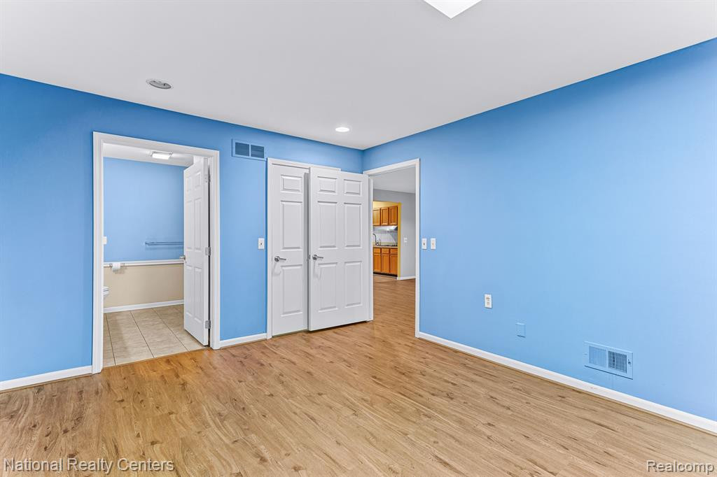 21292 JUNIPER, Farmington Hills, MI 48336 — Photo 27