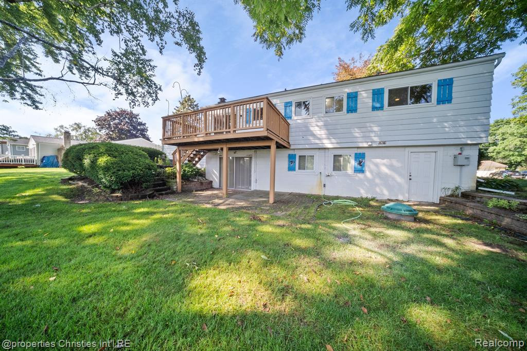 478 WOLVERINE Drive, Wolverine Lake, MI 48390 — Photo 30