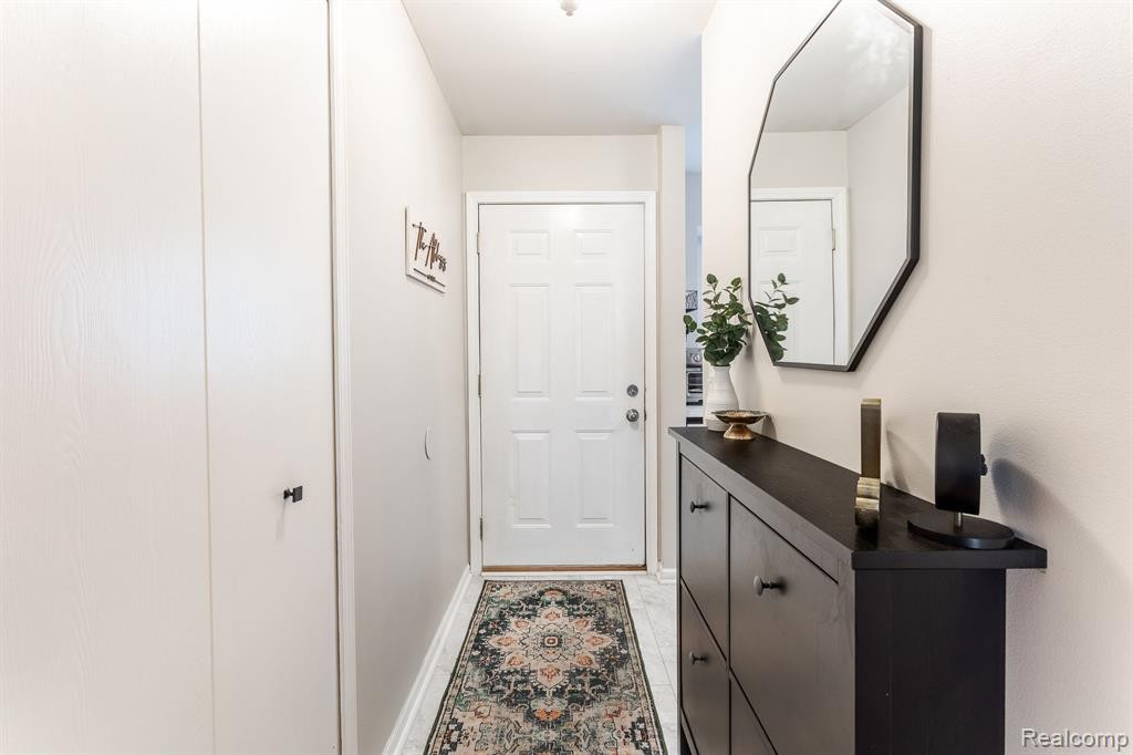 42678 LILLEY POINTE Drive, Canton, MI 48187 — Photo 3