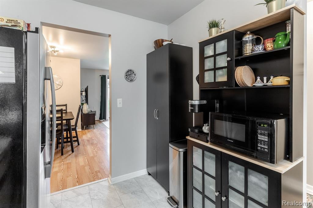 42678 LILLEY POINTE Drive, Canton, MI 48187 — Photo 8