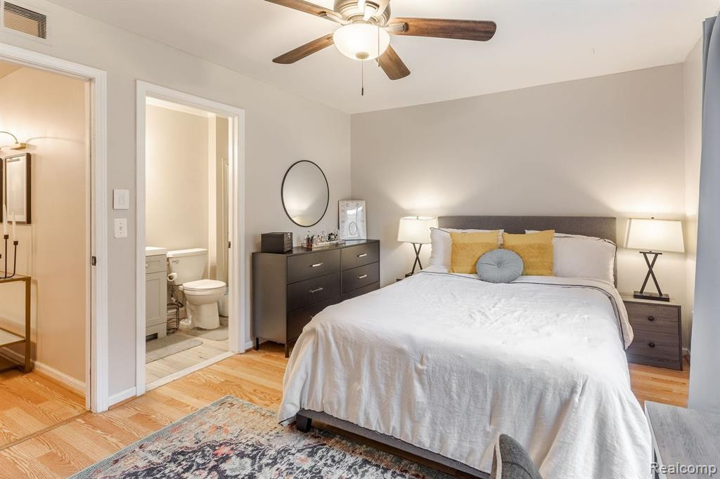 42678 LILLEY POINTE Drive, Canton, MI 48187 — Photo 16