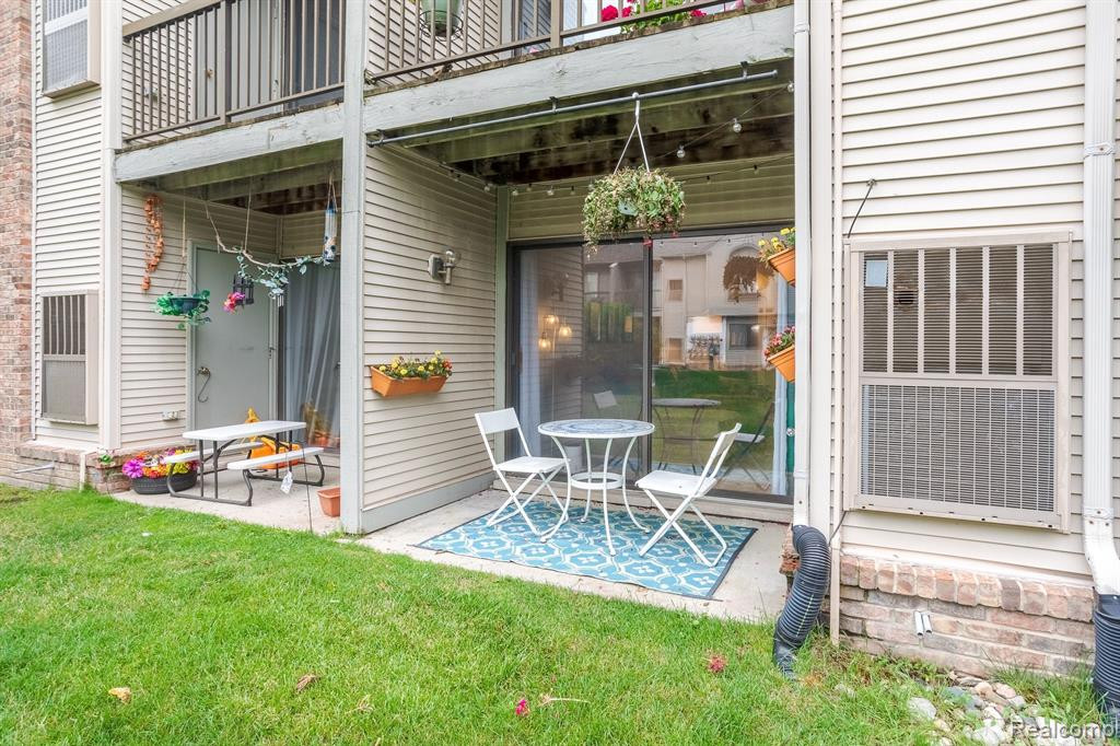 42678 LILLEY POINTE Drive, Canton, MI 48187 — Photo 25