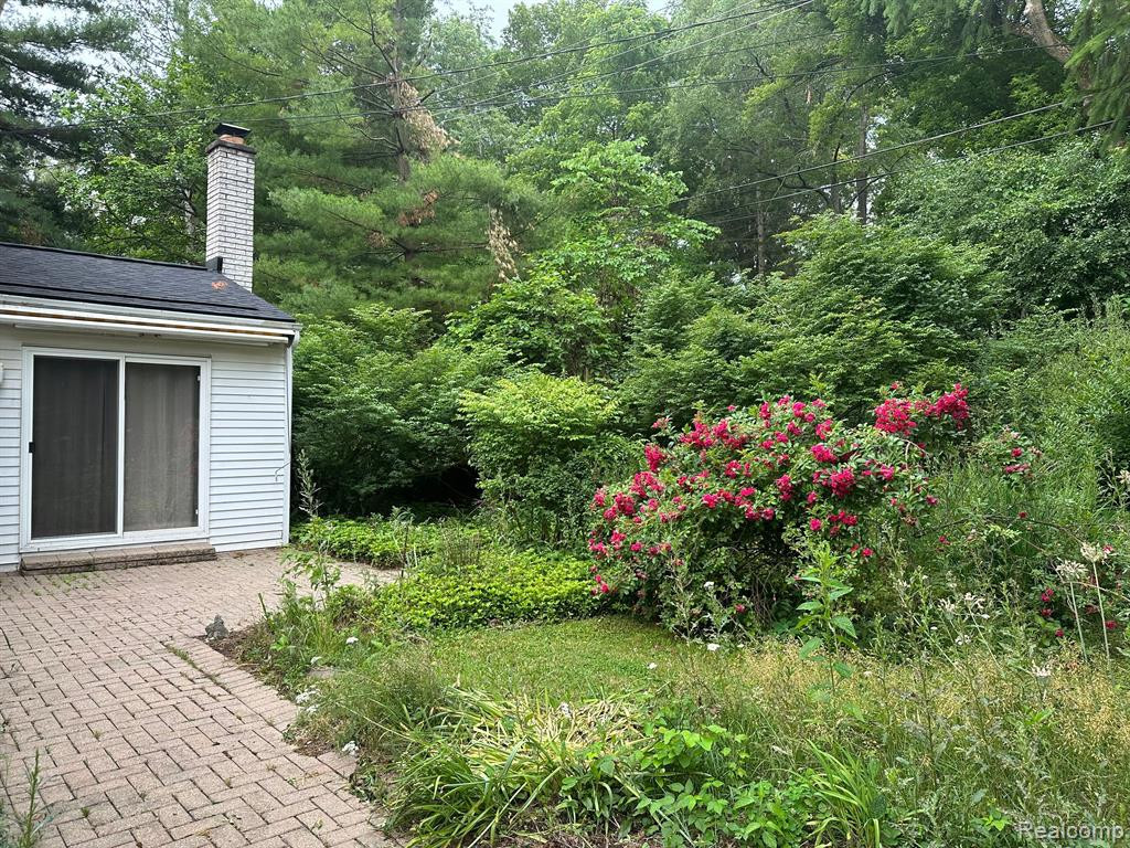 3675 GREENOOK Boulevard, Ann Arbor, MI 48103 — Photo 10