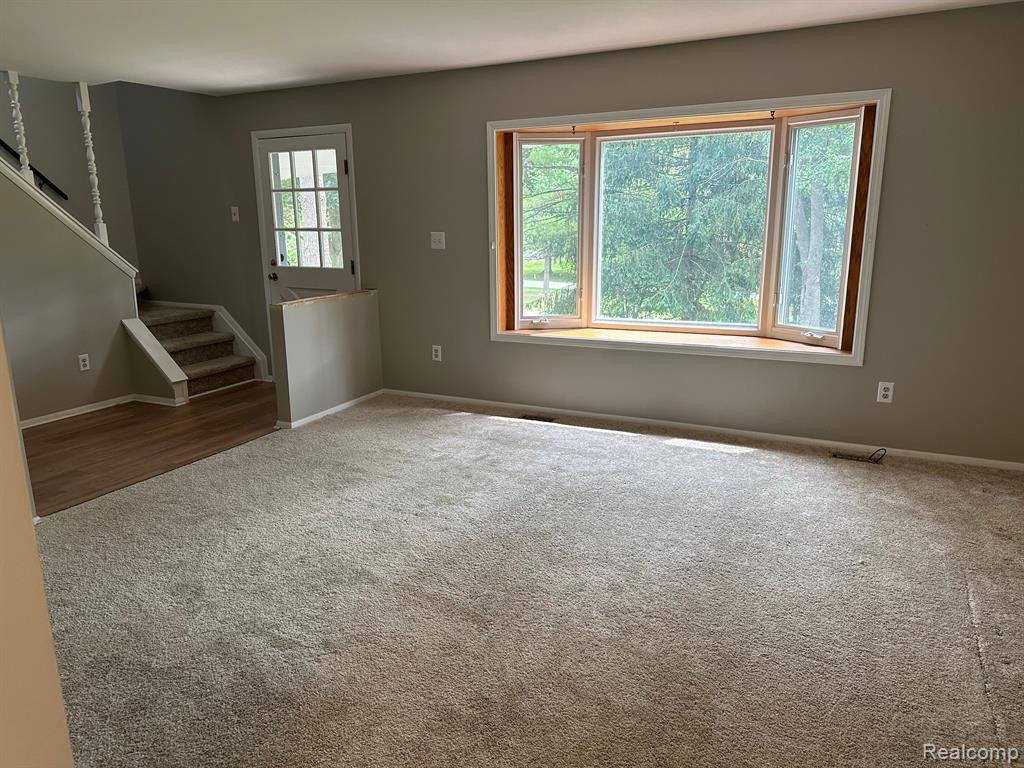 3675 GREENOOK Boulevard, Ann Arbor, MI 48103 — Photo 12