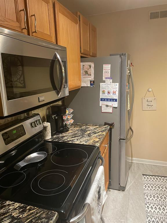 1219 CURZON Court, 203, Howell, MI 48843 — Photo 2