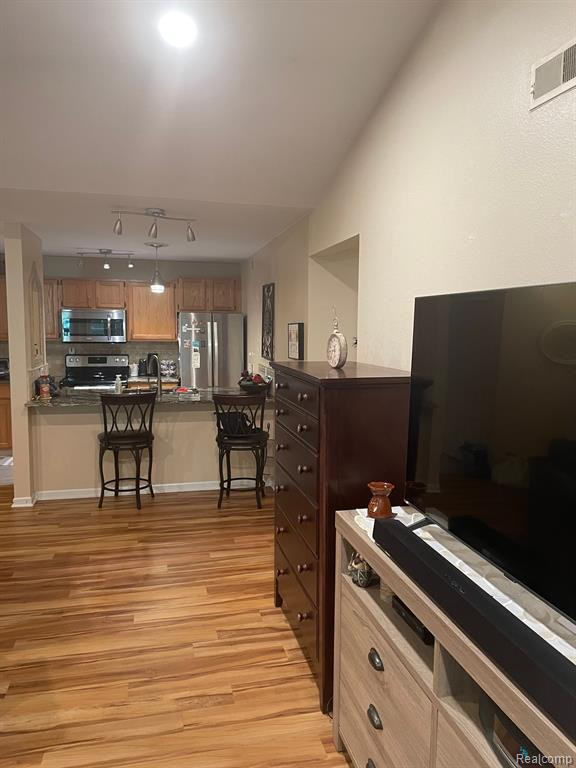 1219 CURZON Court, 203, Howell, MI 48843 — Photo 14