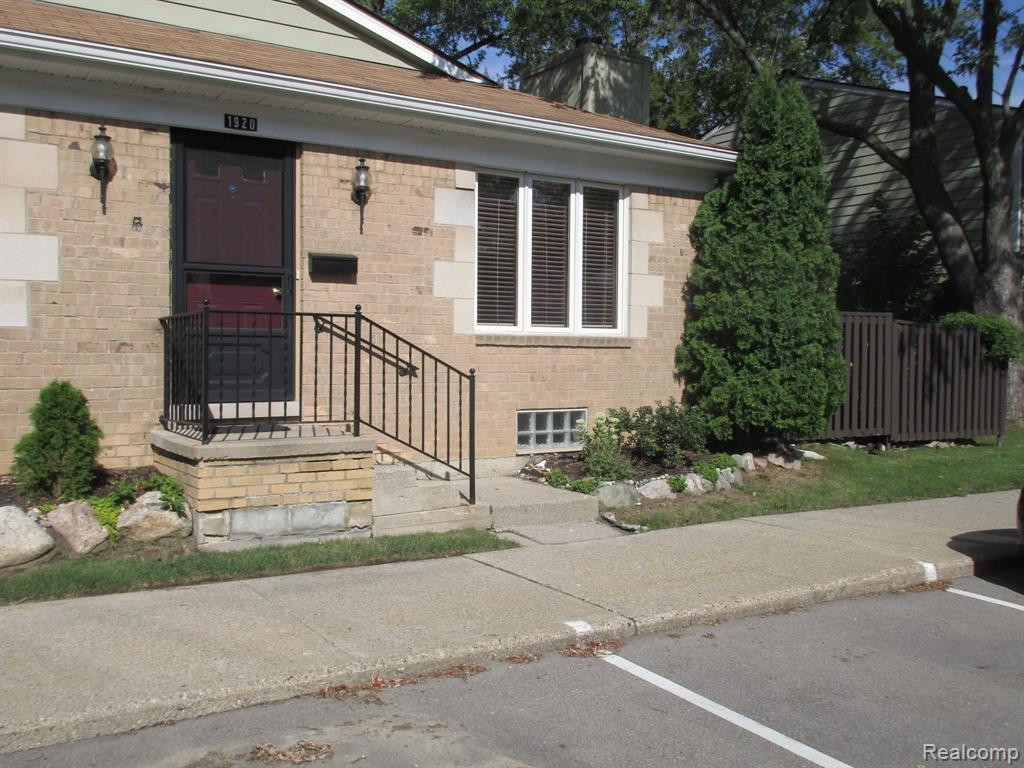 1920 Torquay, 172, Royal Oak, MI 48073 — Photo 4