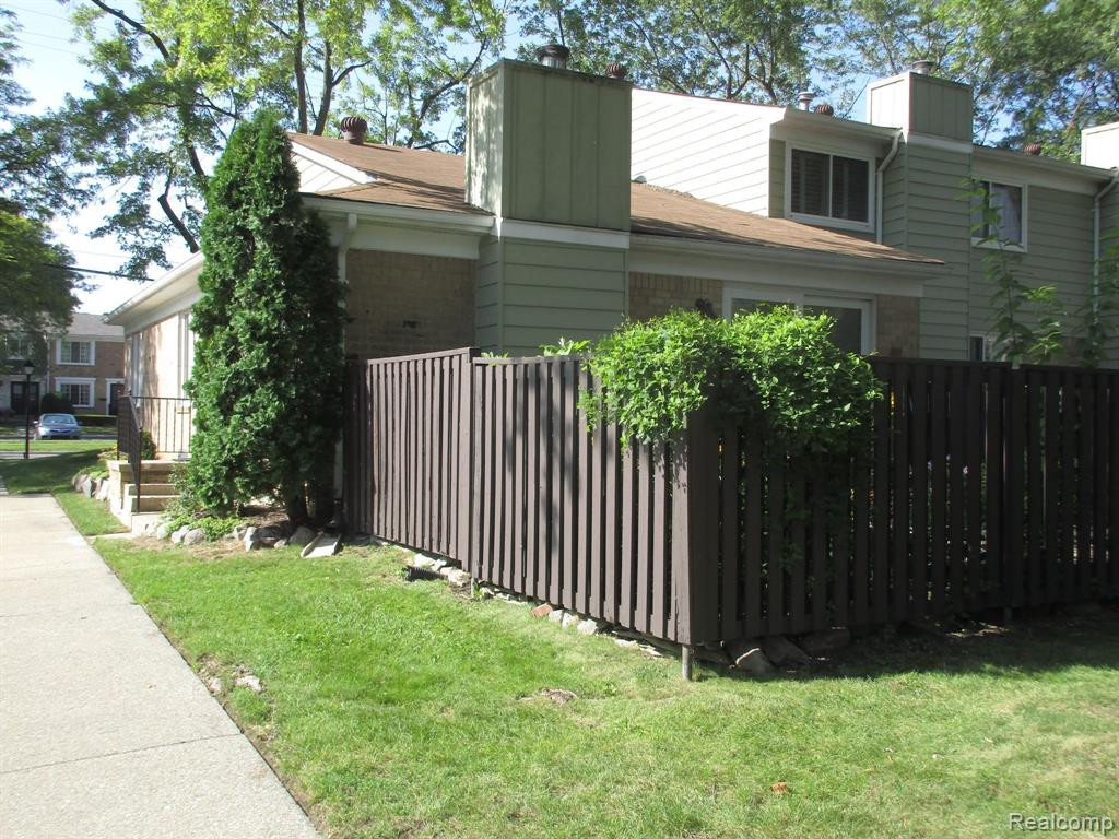 1920 Torquay, 172, Royal Oak, MI 48073 — Photo 5