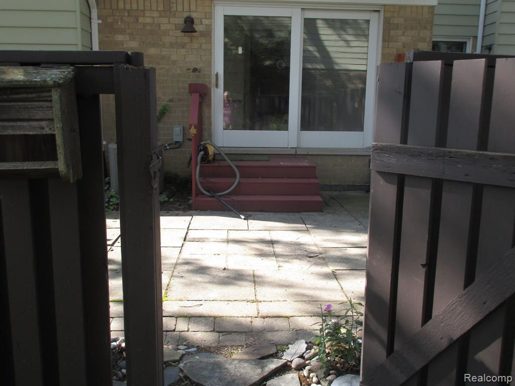 1920 Torquay, 172, Royal Oak, MI 48073 — Photo 6