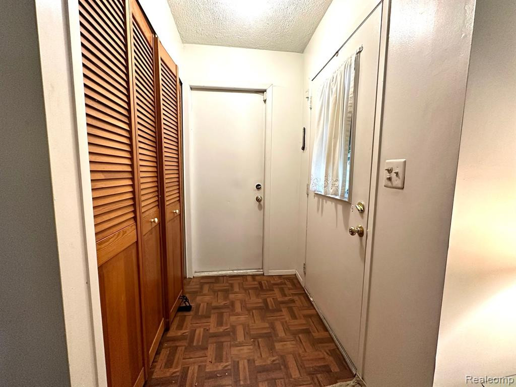 5903 BIG PINE Court, Ypsilanti, MI 48197 — Photo 4