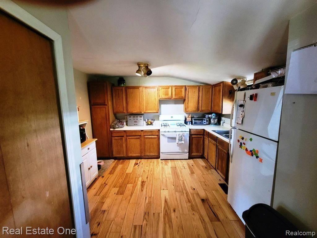 5730 Benson Street, Otter Lake, MI 48464 — Photo 11