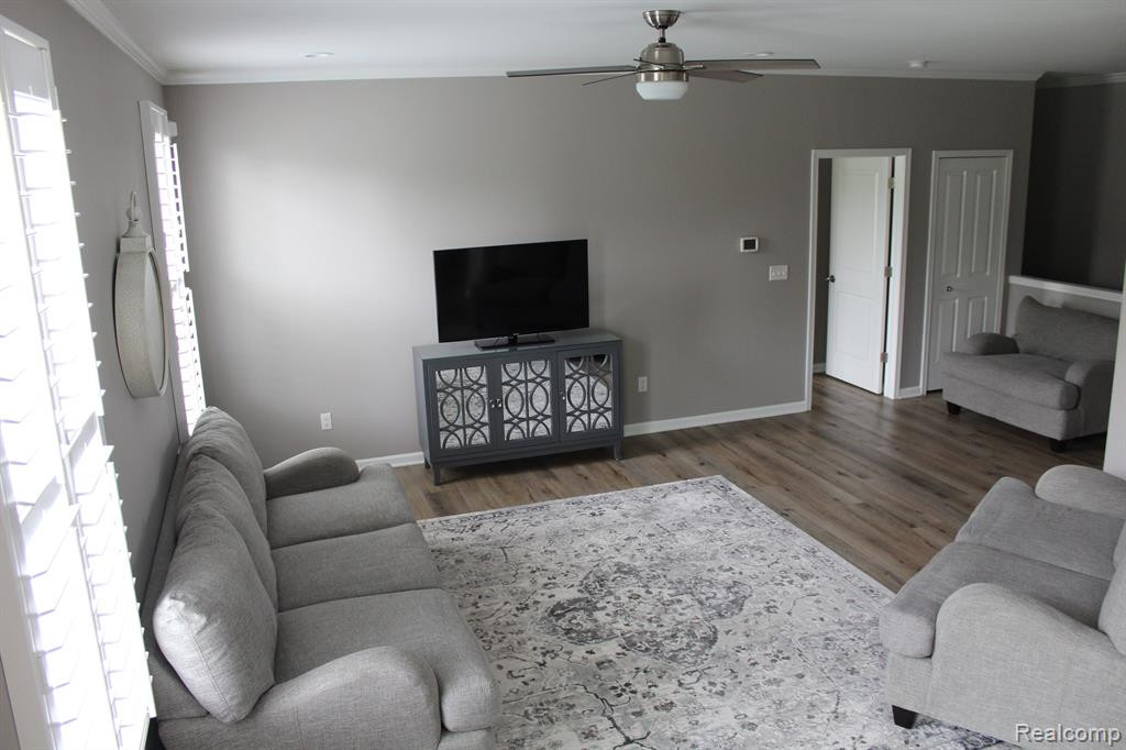 1934 FRANCES Way, Ypsilanti, MI 48198 — Photo 15