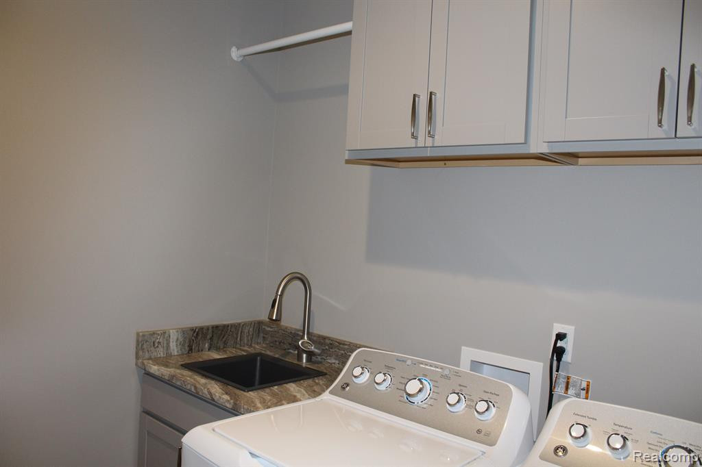 1934 FRANCES Way, Ypsilanti, MI 48198 — Photo 25