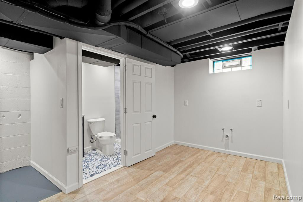 460 N FRANKLIN Street, Dearborn, MI 48128 — Photo 13