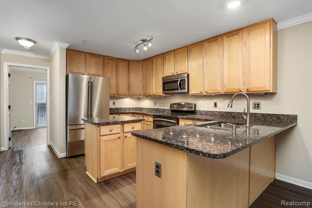 54 Adelaide Street, Detroit, MI 48201 — Photo 7