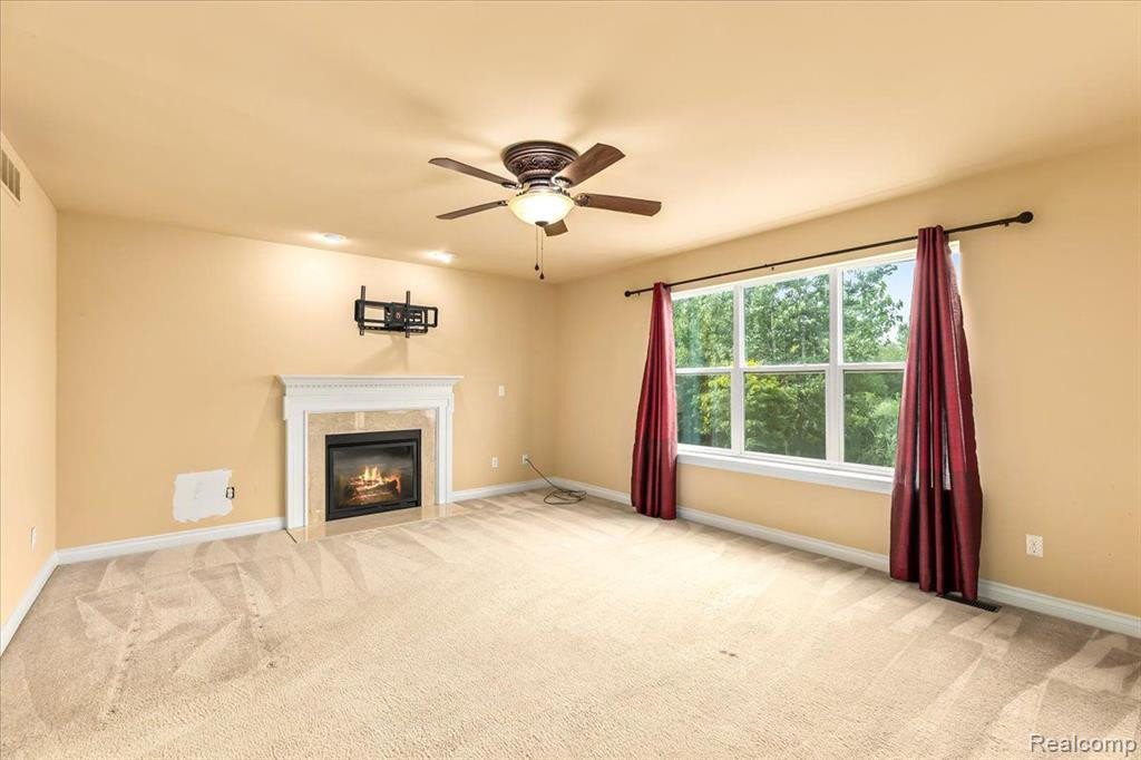 53742 SPRINGWOOD Drive, South Lyon, MI 48178 — Photo 7