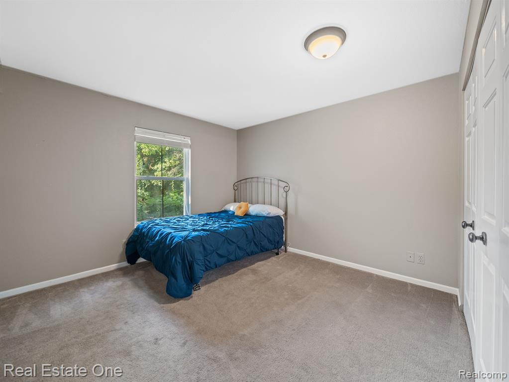 1219 CURZON Court, 201, Howell, MI 48843 — Photo 11