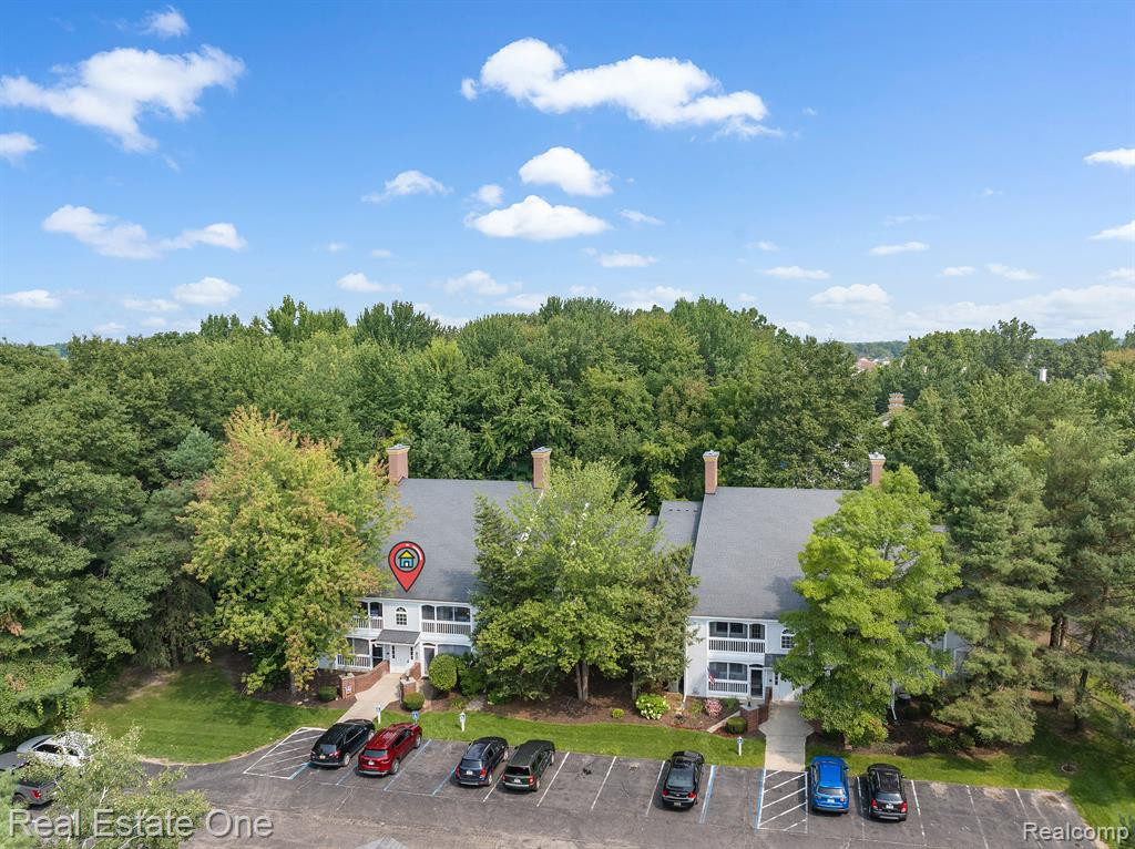 1219 CURZON Court, 201, Howell, MI 48843 — Photo 14