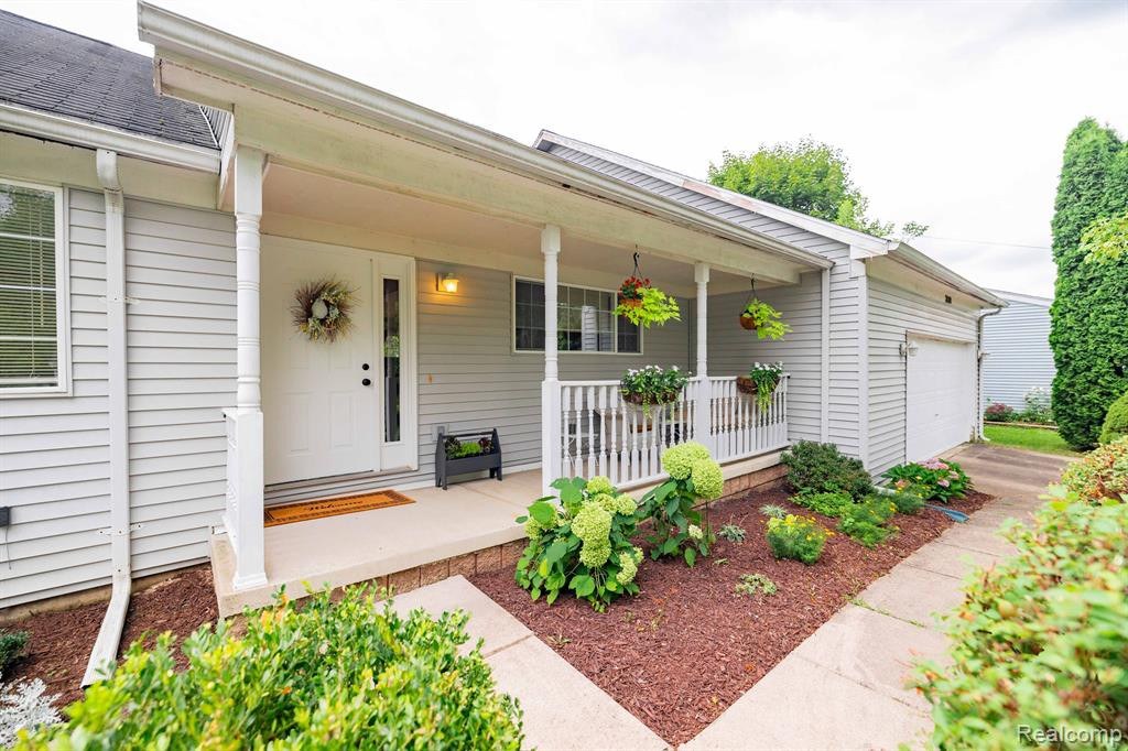 3090 LORRAINE Street, Ann Arbor, MI 48108 — Photo 3