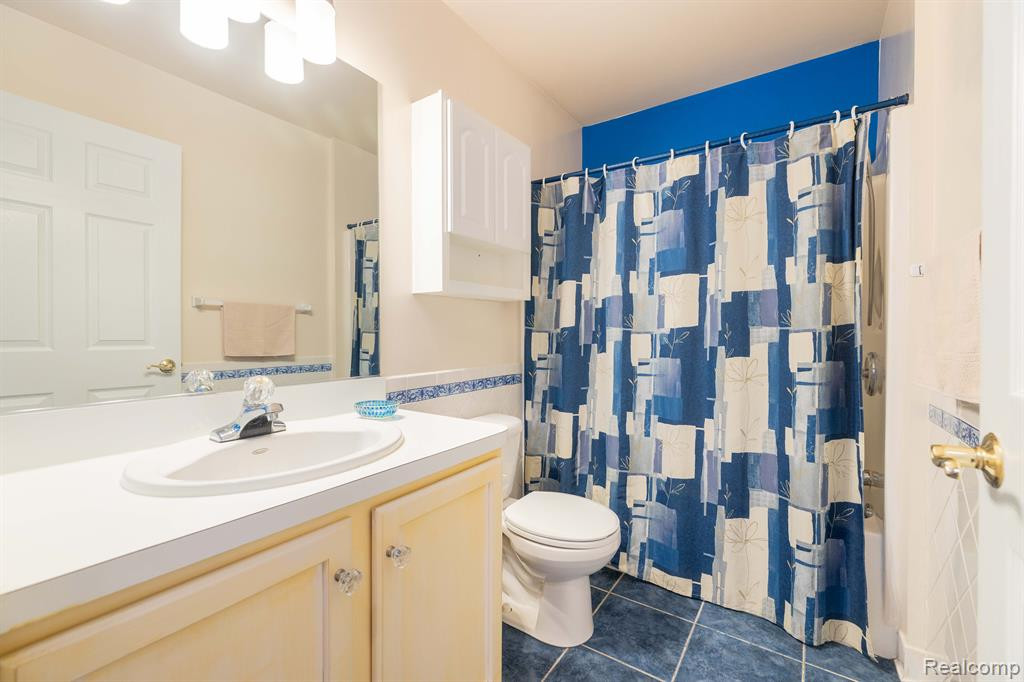 3090 LORRAINE Street, Ann Arbor, MI 48108 — Photo 23
