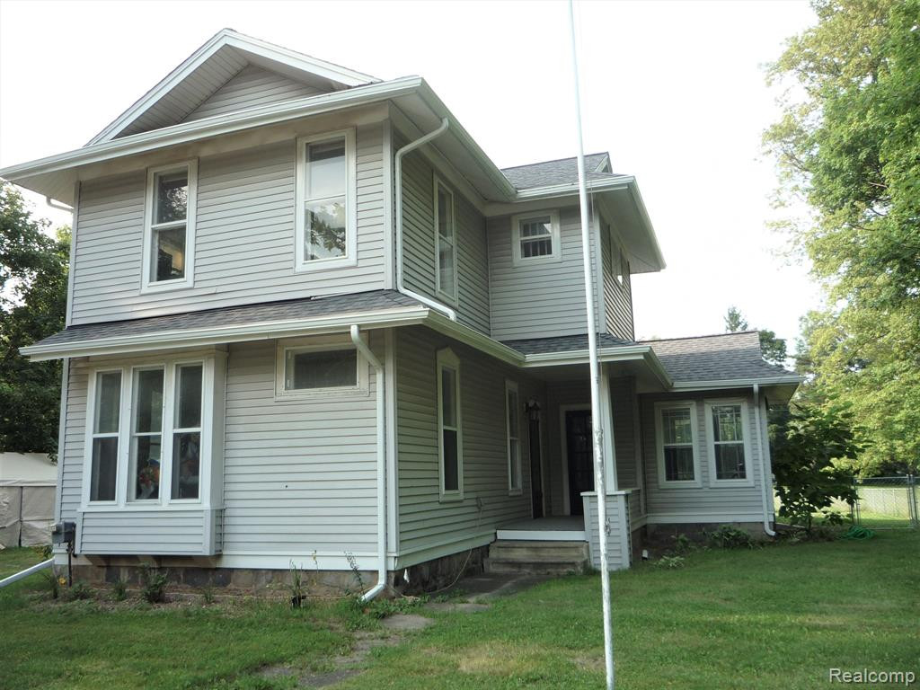 100 W High Street, Metamora, MI 48455 — front exterior