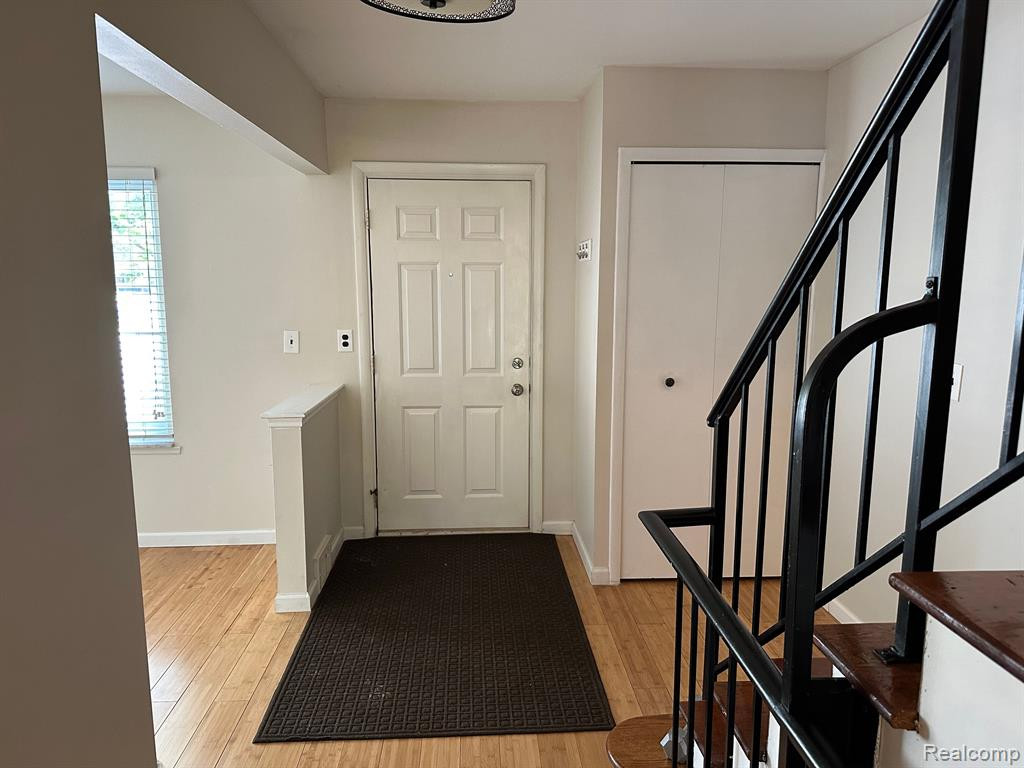 1972 RIDGE, Royal Oak, MI 48073 — Photo 8