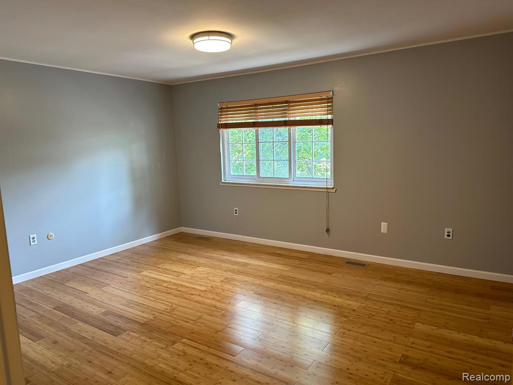 1972 RIDGE, Royal Oak, MI 48073 — Photo 11