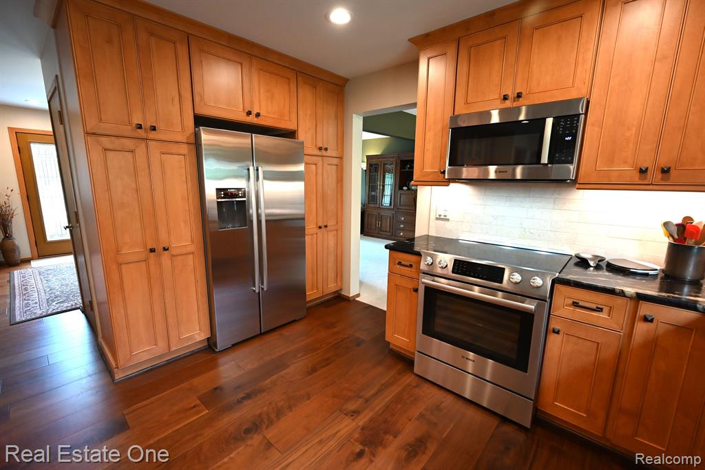 25627 SULLIVAN Lane, Novi, MI — Photo 8