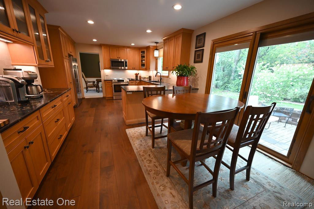 25627 SULLIVAN Lane, Novi, MI — Photo 16