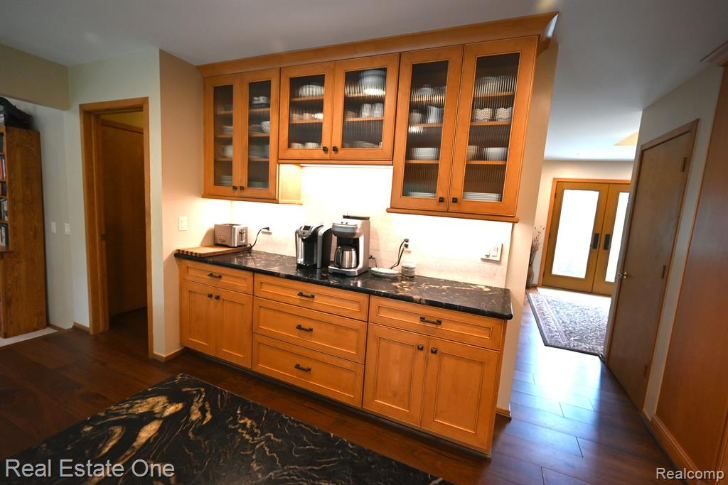 25627 SULLIVAN Lane, Novi, MI — Photo 17