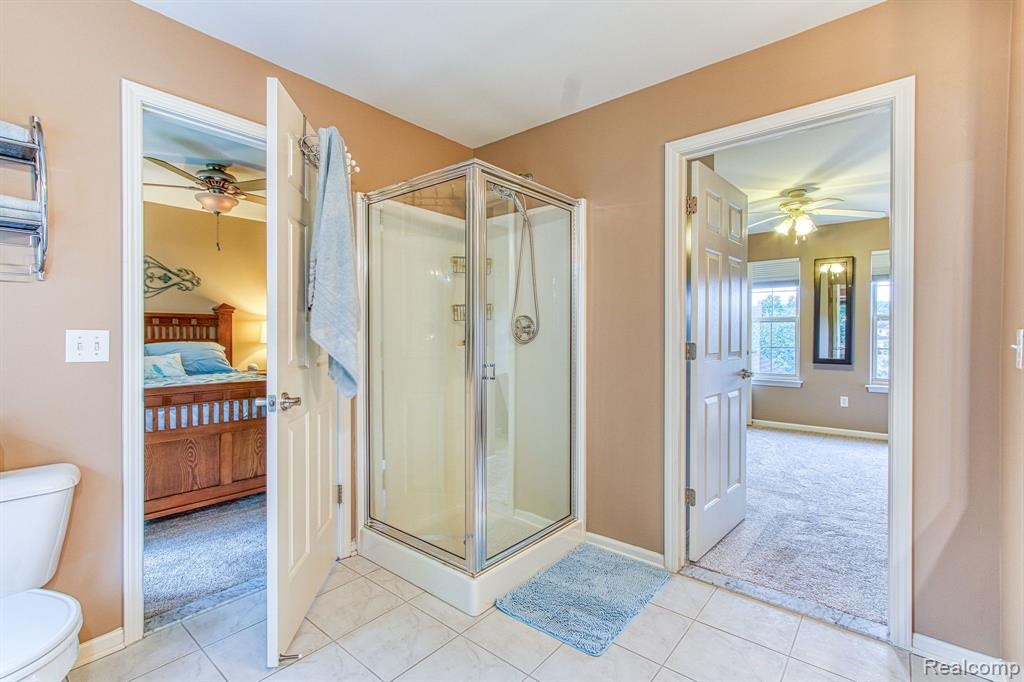 8733 HARDWOOD Drive, Belleville, MI 48111 — Photo 16