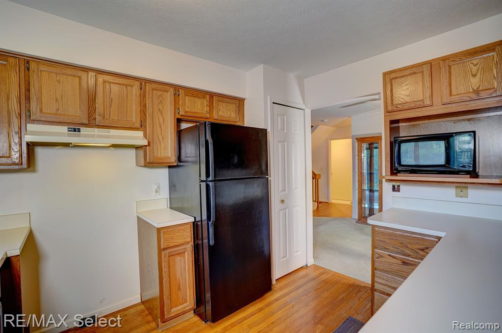 445 GLENWAY Street, Brighton, MI 48116 — Photo 9