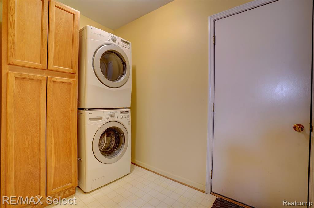 445 GLENWAY Street, Brighton, MI 48116 — Photo 11