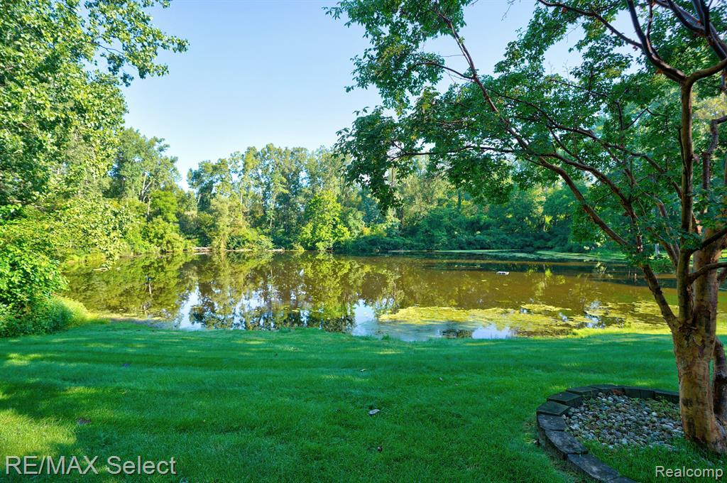 445 GLENWAY Street, Brighton, MI 48116 — Photo 29