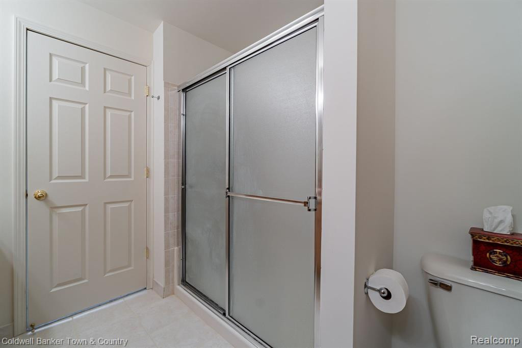 20106 ALEXA Drive, Walled Lake, MI 48390 — Photo 24
