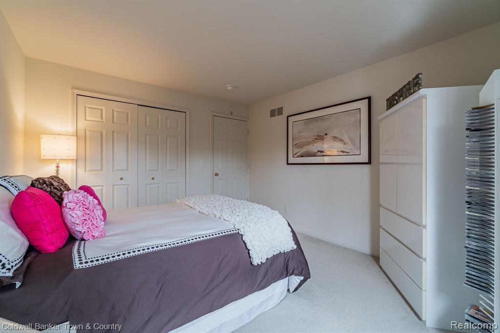 20106 ALEXA Drive, Walled Lake, MI 48390 — Photo 27