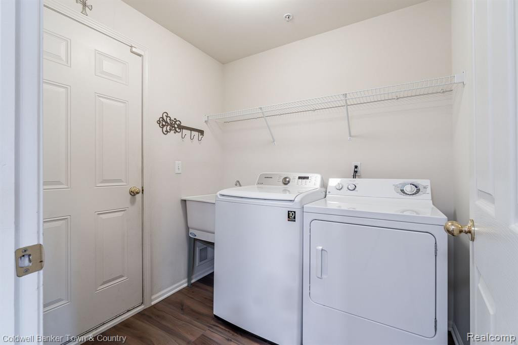 20106 ALEXA Drive, Walled Lake, MI 48390 — Photo 28