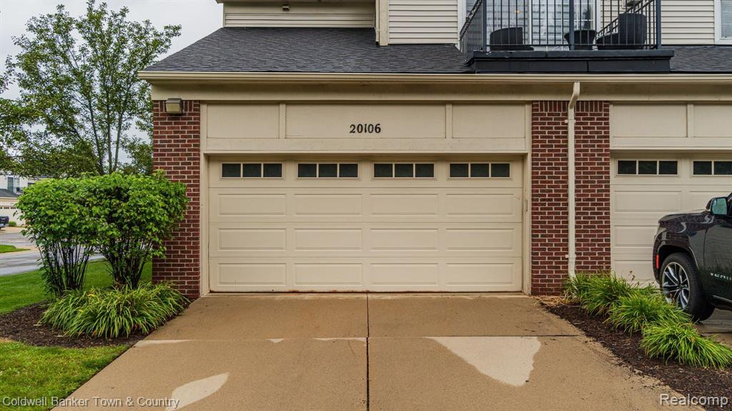 20106 ALEXA Drive, Walled Lake, MI 48390 — Photo 36