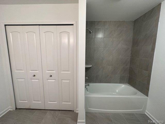9113 FAWN Drive, Ypsilanti, MI 48197 — Photo 12