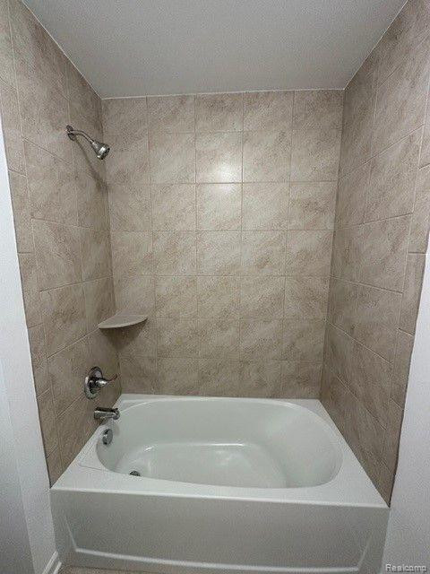 9113 FAWN Drive, Ypsilanti, MI 48197 — Photo 19