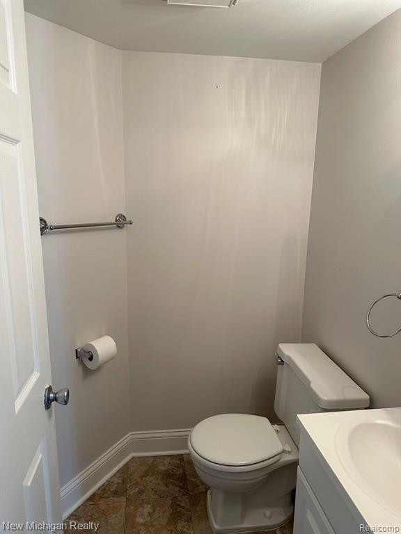 8813 GEORGE F BUNKER Boulevard, Sterling Heights, MI 48313 — Photo 3