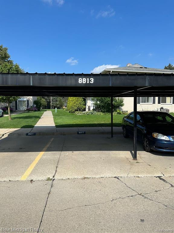 8813 GEORGE F BUNKER Boulevard, Sterling Heights, MI 48313 — Photo 10