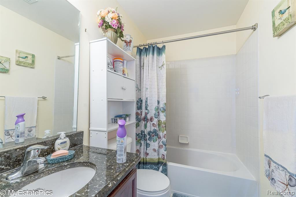 42846 PATTY Lane, Van Buren, MI 48111 — Photo 27