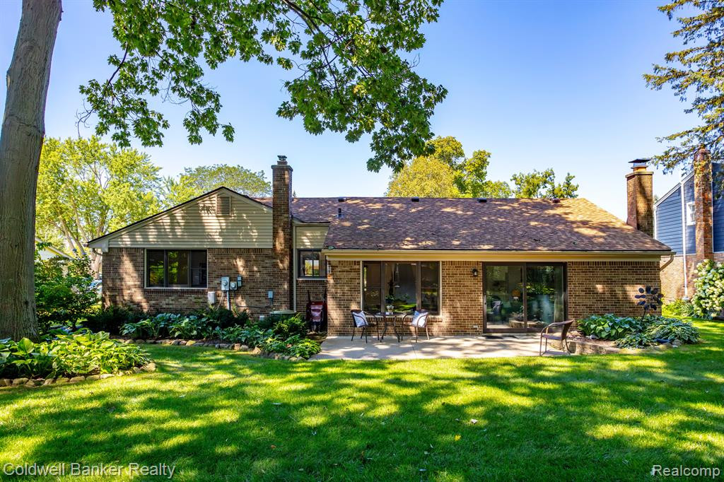41555 Sunnydale Lane, Northville, MI 48168 — Photo 25