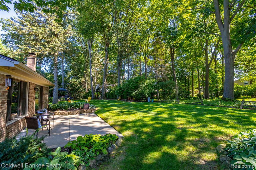 41555 Sunnydale Lane, Northville, MI 48168 — Photo 28