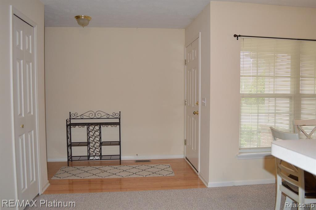 2580 KERRIA Drive, Howell, MI 48855 — Photo 3